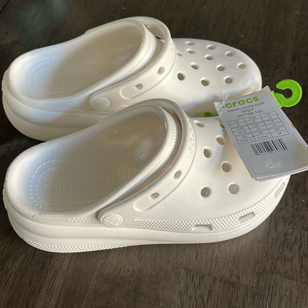 Crocs kids 3. White platform